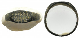 ANCIENT ROMAN BRONZE RING.(1st-2nd century).Ae.

Condition : Very fine.

Weight : 2.40 gr
Diameter : 20 mm