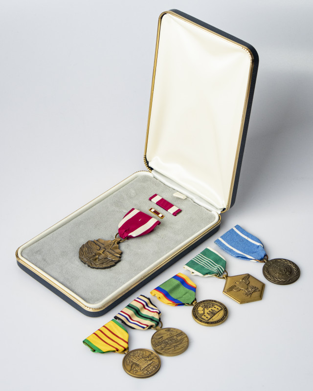 USA & UN 6 Awards Medal (20th century) (Meritorius medal in case; For military s...