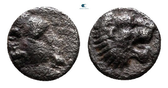 Caria. Uncertain mint circa 400-300 BC. 
Tetartemorion AR

6 mm, 0,20 g


...