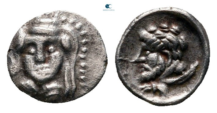 Cilicia. Uncertain mint circa 400-300 BC. 
Hemiobol AR

8 mm, 0,34 g



v...