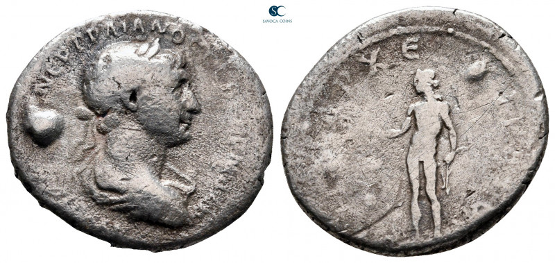 Cappadocia. Caesarea. Trajan AD 98-117. 
Denarius AR

23 mm, 4,72 g



fi...