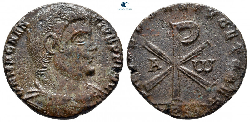 Magnentius AD 350-353. Treveri
Follis Æ

24 mm, 5,73 g



nearly very fin...