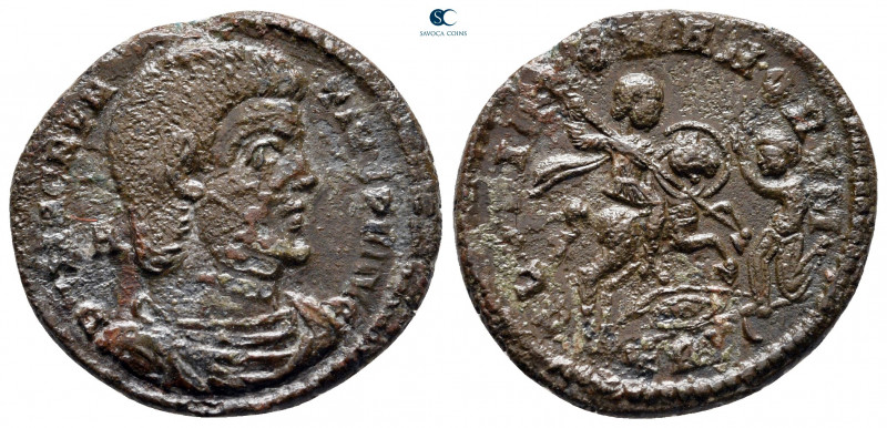 Magnentius AD 350-353. Treveri
Follis Æ

23 mm, 4,86 g



nearly very fin...