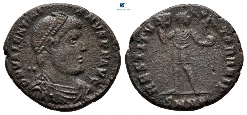 Valentinian I AD 364-375. Nicomedia
Follis Æ

18 mm, 2,86 g



nearly ver...