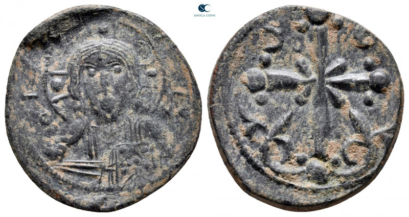 Nicephorus III Botaniates AD 1078-1081. Constantinople
Anonymous Follis Æ

22...