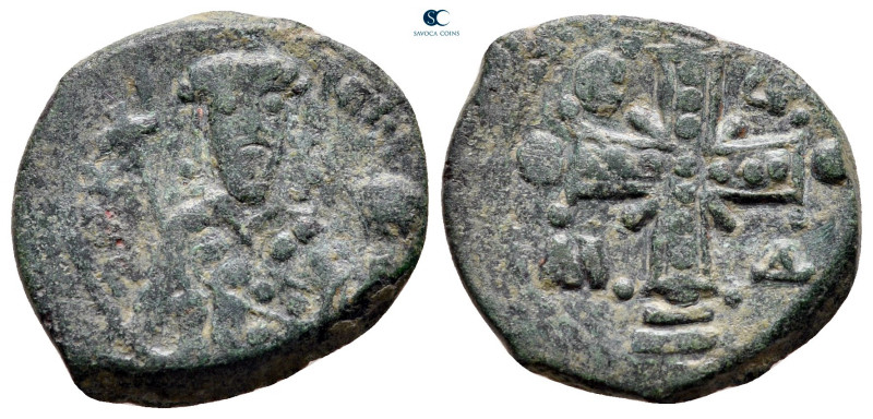 Alexius I Comnenus AD 1081-1118. Thessalonica
Tetarteron Æ

17 mm, 3,39 g

...