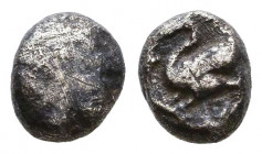 Cilicia, Mallos AR Obol. Circa 440-390 BC.

Weight: 0,6 gr
Diameter: 6,8 mm