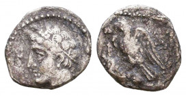 CILICIA, Tarsos. 4th century BC. AR Obol.

Weight: 0,6 gr
Diameter: 11,1 mm