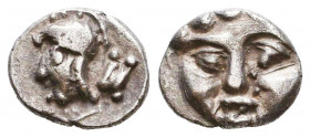 Selge, Pisidia. AR Obol, 3rd Century BC.

Weight: 0,9 gr
Diameter: 10,8 mm