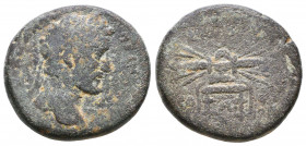 Antoninus Pius (138-161), Sestertius, Rome, AD 140-144.

Weight: 9,6 gr
Diameter: 22,8 mm