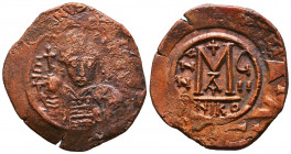 Justinian I the Great (AD 527-565). Æ follis. Nicomedia.

Weight: 11,5 gr
Diameter: 35,2 mm