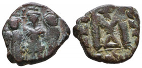 Heraclius, with Martina and Heraclius Constantine. 610-641. Æ Follis. Constantinople mint

Weight: 4,6 gr
Diameter: 20,5 mm