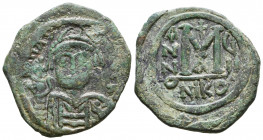 MAURICE TIBERIUS. 582-602 AD. Æ Follis. Nicomedia.

Weight: 10,5 gr
Diameter: 31,5 mm