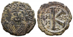 Maurice Tiberius AD 582-602. Struck circa AD 583-585. AE half follis.

Weight: 5,6 gr
Diameter: 22 mm