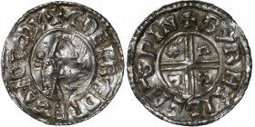 England. Aethelred II 978-1016. AR Penny (20.5mm, 1.66g, 12h). Crux type (BMC iiia, Hild. C). Winchester mint; moneyer Beorhtsige. Struck circa 991-99...
