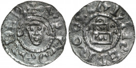 The Netherlands. Friesland. Godfrey II 997-1069. AR Denar (17mm, 0.59g). Mere (Alkmaar?) mint. Struck circa 1060. +VSΛOΛ⥿ER, head facing / ARHCEPROOCC...
