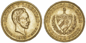 CUBA
République de Cuba (1902-1959). 20 pesos 1915, Philadelphie.
Fr.1 ; Or - 33,38 g - 26,5 mm - 6 h 
Minimes coups sur les listels. Légèrement as...