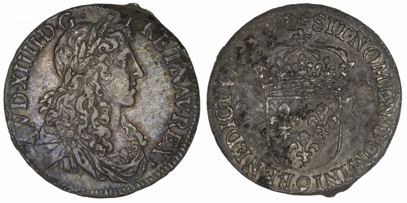 CAPÉTIENS
Louis XIV (1643-1715). Demi-écu au buste juvénile 1662, 9, Rennes.
D...