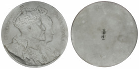 GRANDE-BRETAGNE
Édouard VII (1901-1910). Médaille en biscuit de Sèvres, commémoration de la visite en France en mai 1903, par Brécy ND (1903), Sèvres...