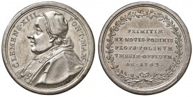 Roma. Clemente XIII (1758-1769). Medaglia 1762 AE argentato gr. 19,08 Ø 37 mm. Opus Filippo Cropanese. Per la scoperta dei giacimenti di ferro e argen...