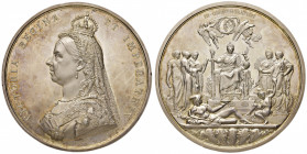 Regno Unito. Vittoria (1837-1901). Medaglia (1887) AG gr. 217,50 Ø 77,5 mm. Opus Joseph Edgar Boehm e Frederick Leighton. Per il giubileo di regno. Ei...
