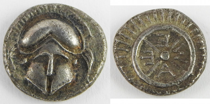 THRACE – MESAMBRIE, IVème siècle av. J.-C. Diobole, Argent, 1,22g.
Av. Casque Th...