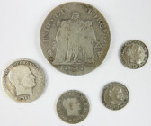 REVOLUTION / EMPIRE : 5 francs An 5 Q. On joint 4 monnaies argent Napoléon Roi d’Italie : 10 soldi, 5 soldi (2), 1 lire. En l’état