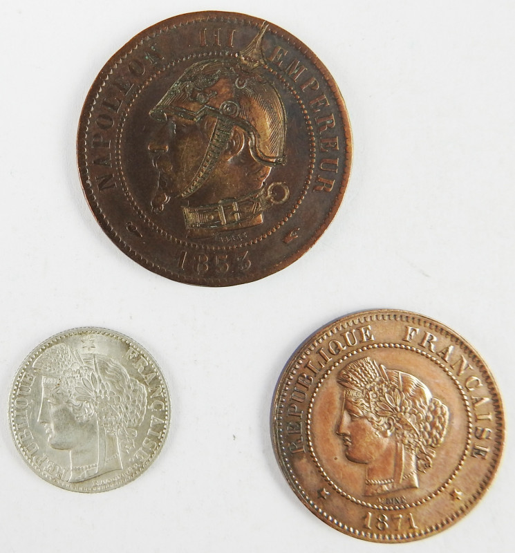 GUERRE 1870 : 3 monnaies dont 10 centimes pièce satirique Napoléon III Sedan. En...