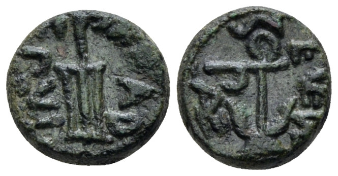 Lucania, Paestum Semis circa 90-44, Æ 12.00 mm., 2.49 g.
Anchor; above, S and i...