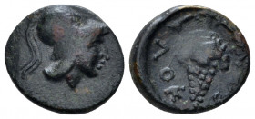 Locris, Locris Bronze Last quarter of IV BC, Æ 13.20 mm., 1.59 g.
Helmeted head of Athena r. Rev. Bunch of grapes. BCD Lokris-Phokis 111.

Very fin...