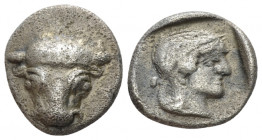 Phocis, Phocis Triobol circa 445 - 420, AR 10.00 mm., 2.89 g.
Frontal bull’s head. Rev. Artemis to r. in incuse square. BCD 251.1 (this coin). Willia...