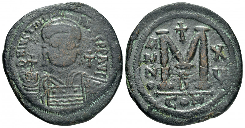 JUSTINIAN I.(527-565).Constantinople.Follis.

Obv : DN IVSTINIANVS PP AVG.
Helme...