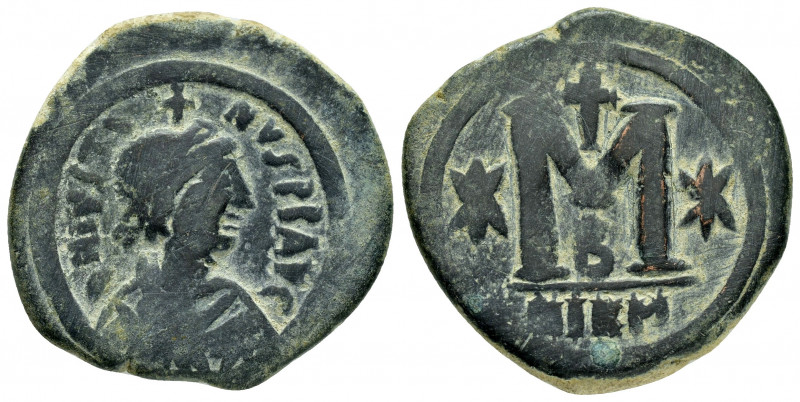 JUSTIN I.(518-522).Nicomedia.Follis.

Obv : DN IVSTINVS PP AVG.
Diademed, draped...