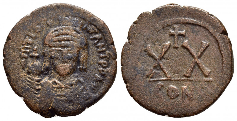 TIBERIUS II CONSTANTINE.(578-582).Constantinople.Half Follis. 

Obv : DM TIB CON...