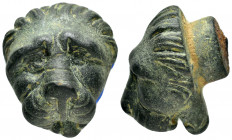 Ancient Roman bronze applique bust of lion.(1st - 2nd Century).Ae.

Condition : Good very fine.

Weight : 78.5 gr
Diameter : 25X30 mm