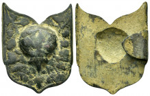LATE ROMAN BUCKLE.(4th-5th Century).Ae.

Condition : Good very fine.

Weight : 15.4gr
Diameter : 43X36 mm