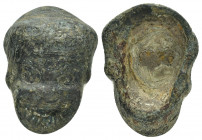ANCIENT ROMAN BRONZE MASK.(Circa 1st-3rd century).Ae.

Condition :Good very fine.

Weight : 15.1 gr
Diameter : 18 mm