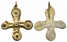 BYZANTINE EMPIRE.Cross.(Circa 9th-12th Century).Ae.

Condition : Good very fine.

Weight : 5.4 gr
Diameter : 30x39 mm