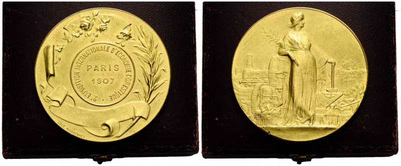 Paris
 Vergoldete Kupfermedaille / Gilt copper medal 1907. 58.0 mm. Exposition ...