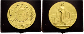 Paris
 Vergoldete Kupfermedaille / Gilt copper medal 1907. 58.0 mm. Exposition Internationale d'Economie Domestique. / Medal struck for the Internati...