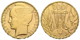 III. Republik / Republic 1870-1940
 100 Francs 1935 Paris. 21.0 mm. Gold 0.900. Vs. Geflügelter Kopf der Republik / Rs. Ähre zwischen Palme und Eiche...