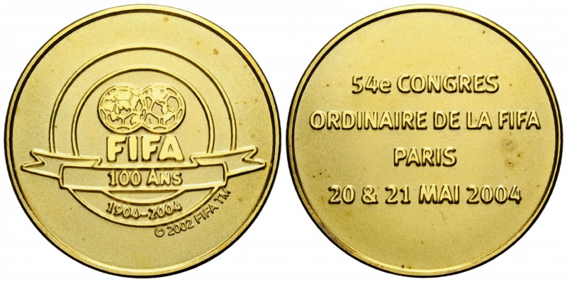 Messingmedaille / Brass medal 2004. 50 mm. FIFA. Fédération Internationale de Fo...