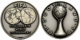 Schottland / Scotland
 Silbermedaille / Silver medal 1989. 50.2 mm. FIFA. Fédération Internationale de Football Association / Vereinigungen zum Inter...