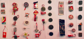 Abzeichen / Badge Schweiz
 Diverse 1. August Abzeichen 35 Stücke