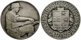 Schützentaler & Schützenmedaillen / Shooting talers & Shooting medals Aargau / Argovia
 Silbermedaille / Silver medal o. J. / ND. 50 mm. Vs. Mann mit...
