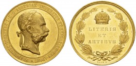HABSBURGISCHE ERBLANDE- ÖSTERREICH 
 KAISERREICH ÖSTERREICH 
 Franz Joseph I., 1848-1916. Goldene Verdienstmedaille o.J. (1869/1870). Von J. Tautenh...