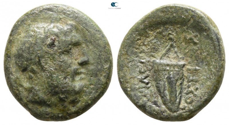 Kings of Thrace. Mostis 140-100 BC. 
Bronze Æ

15mm., 2,75g.

Laureate head...