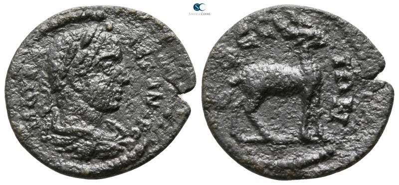 Ionia. Ephesos. Severus Alexander AD 222-235. 
Bronze Æ

16mm., 2,27g.

Dra...