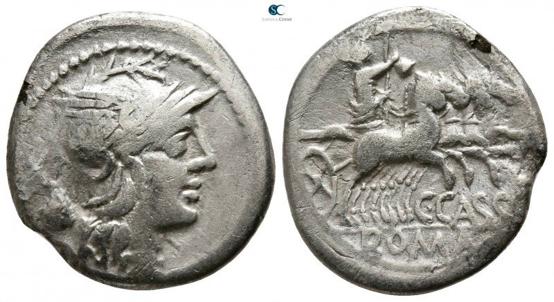 C. Cassius 126 BC. Rome
Denarius AR

20mm., 3,50g.

Helmeted head of Roma r...