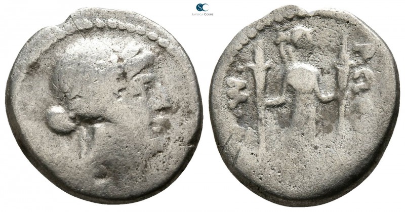 P. Clodius M.f. Turrinus 42 BC. Rome
Denarius AR

17mm., 2,83g.

Laureate h...